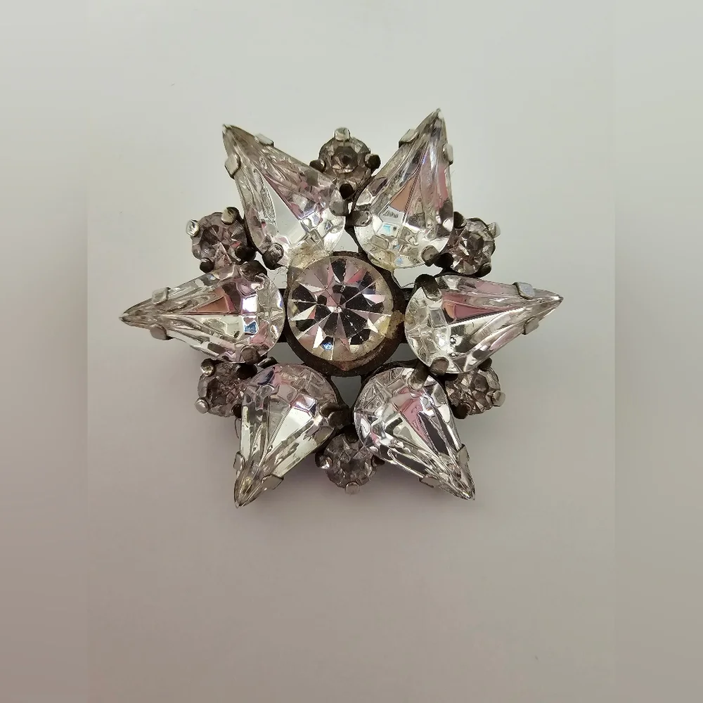 Vintage Starburst Brooch Clear Rhinestone Mid Century Modern MCM Atomic Sunburst